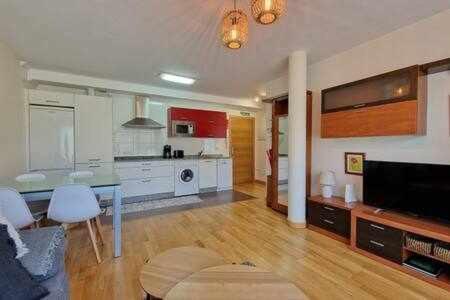 Apartamento Con Piscina Apartment Лянес Екстериор снимка
